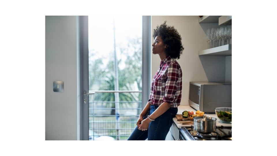 What are signs that frozen food has thawed and been refrozen? (Explained)